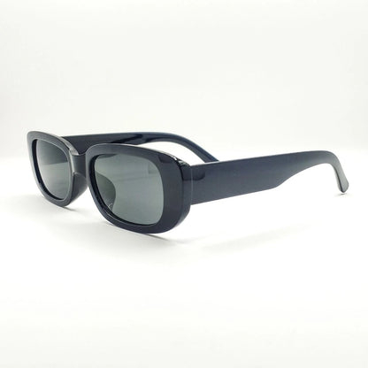 Trendy Sunglasses with a Modern Design, Perfect for Parties and Weddings â€“ In Wh
