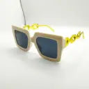 Chain Chic Shades â€“ Square Frame with Gradient Lenses and Bold Yellow Arms