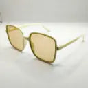 Trendy Sunglasses in Multiple Colors â€“ A Unique Look Suitable for All Occasions