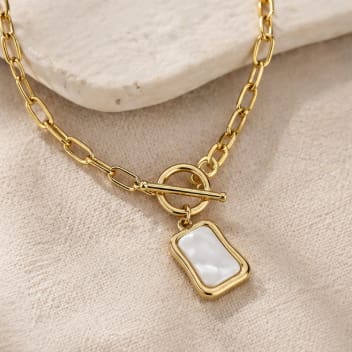 Women’s Gold Chain Necklace with White Geometric Pendant – Adjustable Statement Choker Jewelry